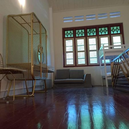 147 Armenian Park Guesthouse George Town Eksteriør billede